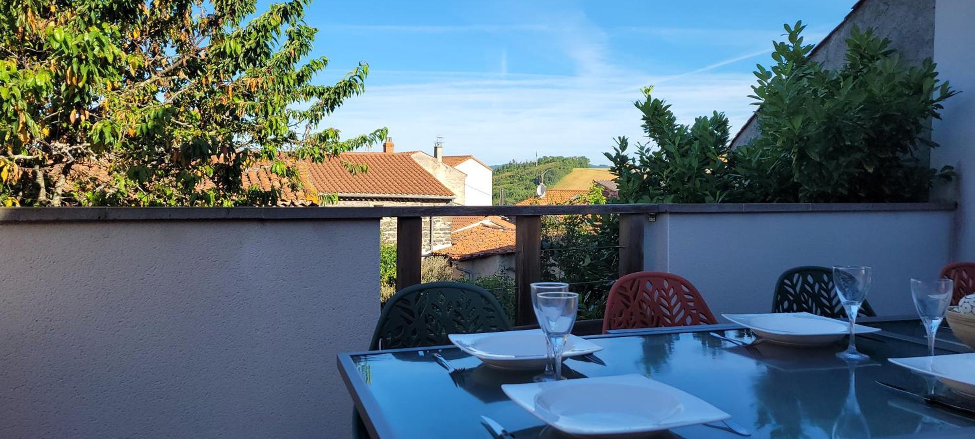 Les Maisons Bareyre - Grandes Maisons Avec Terrasse Saint-Sandoux Exterior photo